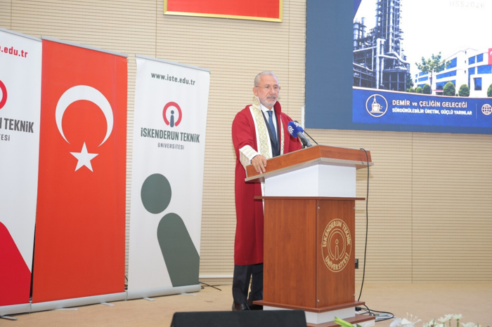 Fuat Tosyalı’nın anne vefası