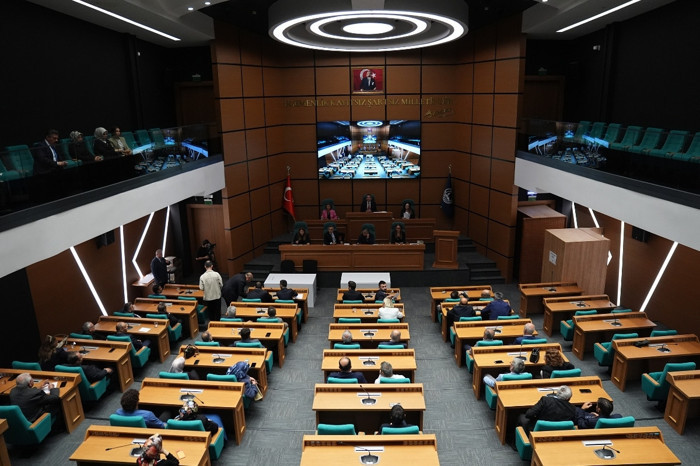 Üsküdar Belediyesi'nde başkan vekili seçimi ikinci turda da sonuçsuz