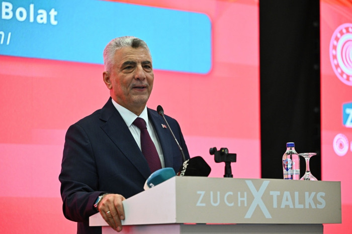 Bakan Bolat'tan 'Cam eşya ihracatında dünyada 8'inciyiz' açıklaması