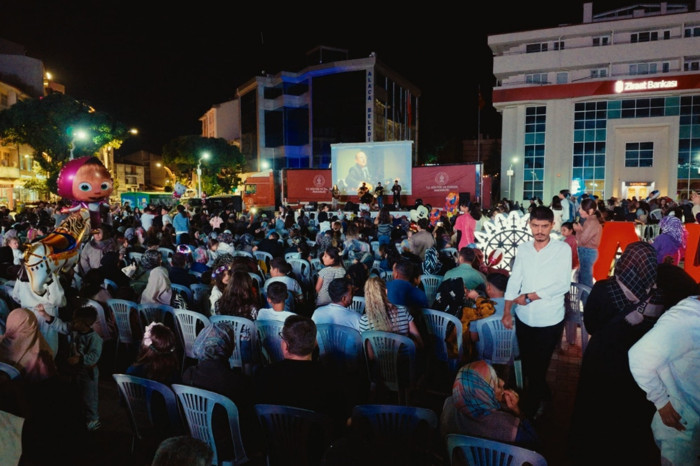 Kültür ve Turizm Bakanı Mehmet Nuri Ersoy duyurdu, Gezen Sinema Türkiye'nin 81 iline ulaştı