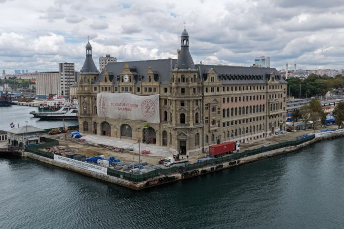 Haydarpaşa'nın temelinde endişelendiren tespit
