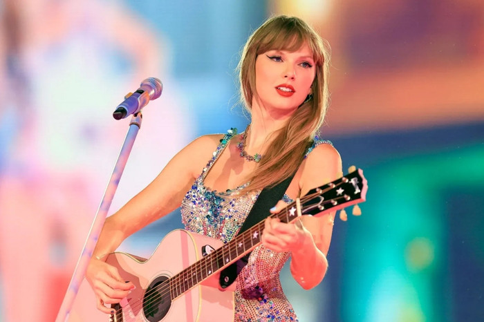 Taylor Swift'ten VMA tarihi ilk kez verilecek Sanatçı-Yönetmen Ödülü'nün sahibi olacak