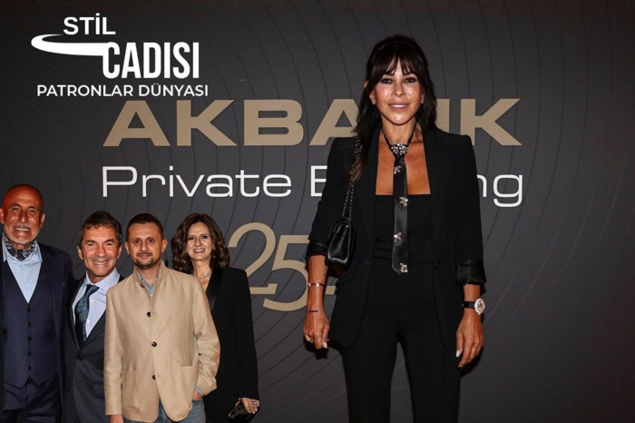 Akbank Private Banking 25'inci yaşını kutladığı geceyi Stil Cadısı basın bülteninden yorumladı, patronların gizli akreditasyonunu yazdı