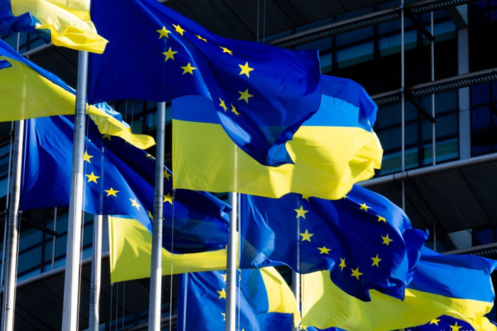 AB’den Ukrayna’ya 2,9 milyar euroluk yeni destek