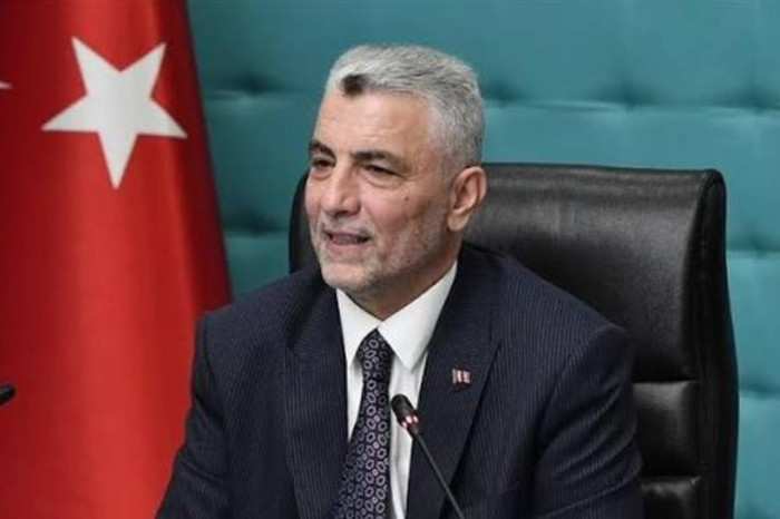 Ticaret Bakanı Bolat, eylülde yıllıklandırılmış mal ihracatının 283,7 milyar dolarla rekor kırdığını açıkladı