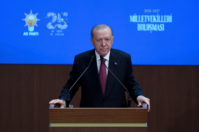 Erdoğan fon krizini 'aç gözlü parazitlerden arınma' olarak nitelendirdi, 'Önce Türk mahkemelerinde sonra Mahkeme-i Kübra'da hesap verecekler' dedi