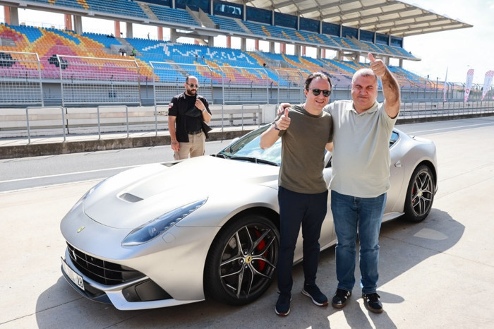 Felipe Massa ve görme engelli Formula 1 tutkunu İstanbul Park’ta piste çıktı