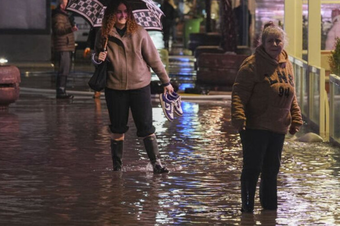 Meteoroloji'den sağanak ve sis uyarısı