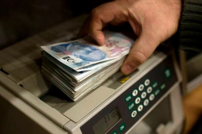 Bankalar 75 milyar liralık batık kredi sattı, sorunlu alacaklar yine yükseldi