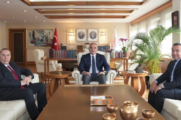 Kültür ve Turizm Bakanı Ersoy ile Can Atilla, Devlet Opera ve Balesinin yeni dönem çalışmalarını görüştü
