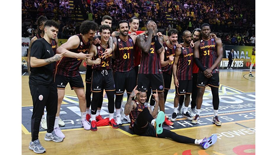 Galatasaray, Şampiyonlar Ligi'nde finalde