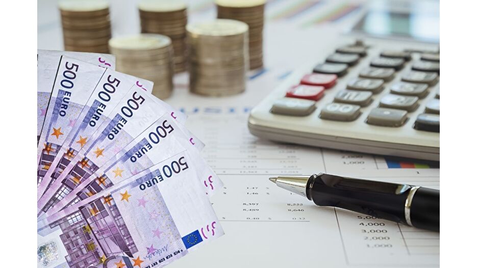 Euro Bölgesi'nde şirketlere verilen krediler arttı
