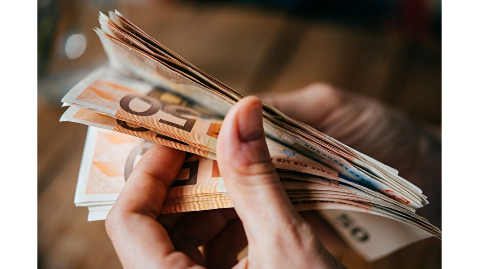 Hazine'nin euro tahviline yoğun talep