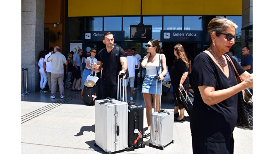 Vakko veliahtı yeni sevgilisiyle Bodrum'da