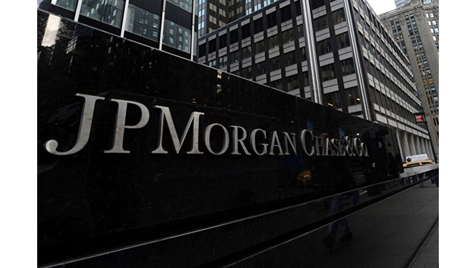 JPMorgan'ın karı düşse de beklentiyi aştı