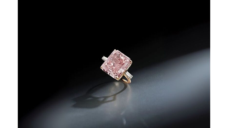Dubai'de 25 milyon dolarlık pembe elmas soygunu