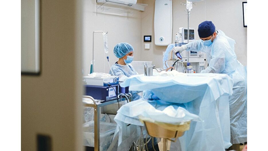 Kamu hastanelerinde akşamları da ameliyat yapılacak