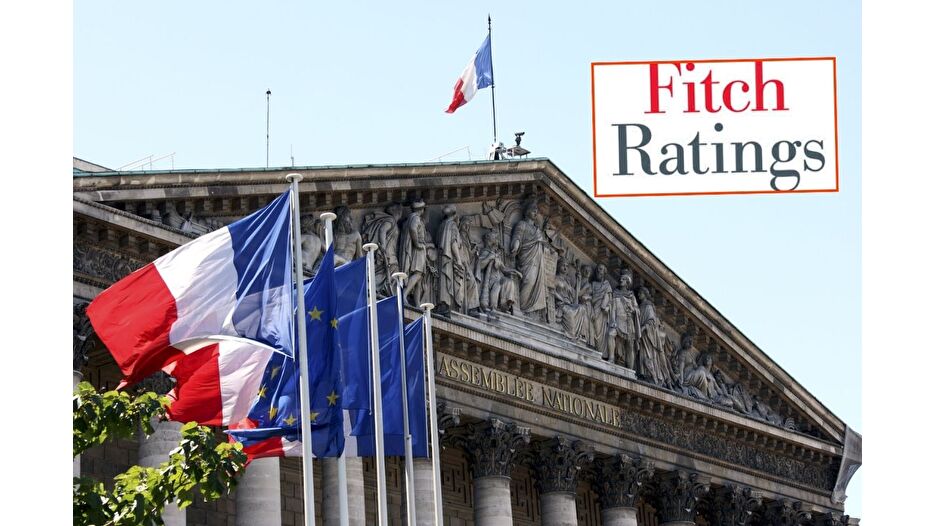 Fitch, Fransa'nın kredi notunu düşürdü