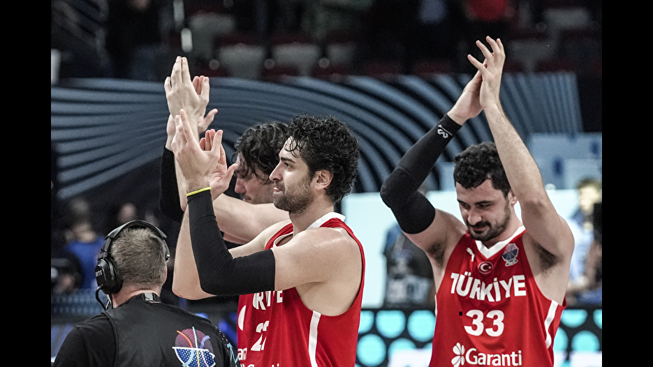 12 Dev Adam Avrupa'dan gümüşle döndü