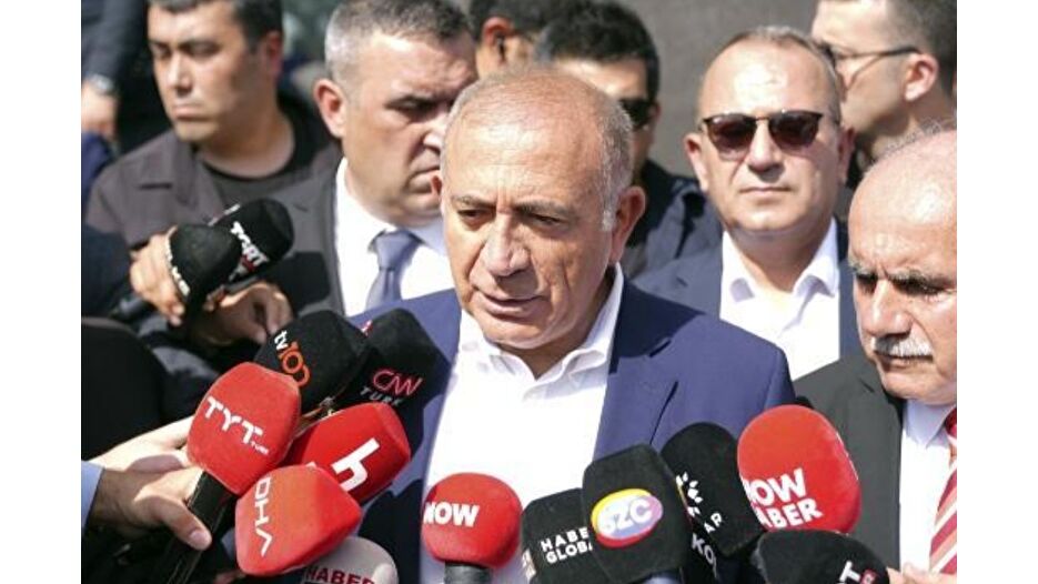 Gürsel Tekin'e kongre reddi