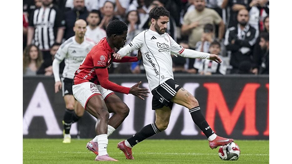 Beşiktaş 2 dakikada 2 gol yedi Gençlerbirliği'ne yenildi