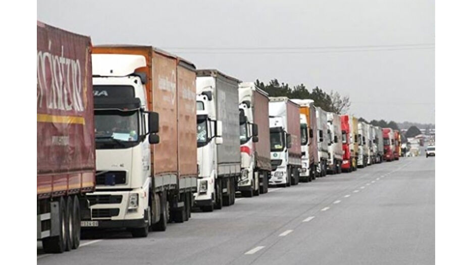 Kapıkule’de 7 kilometrelik TIR kuyruğu