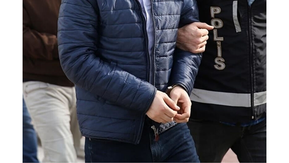 Kritik kurumlarda FETÖ gözaltılar