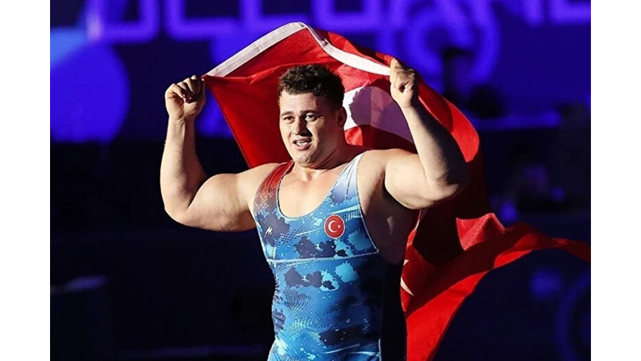 Rıza Kayaalp mindere dönüyor