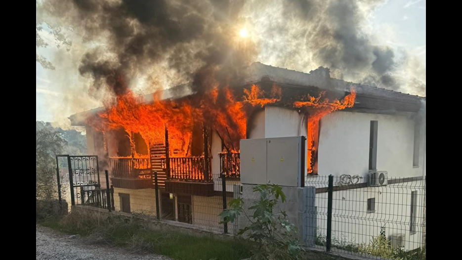 Villada bağımlı dehşeti: 2 jandarma yaralı, 1 ölü