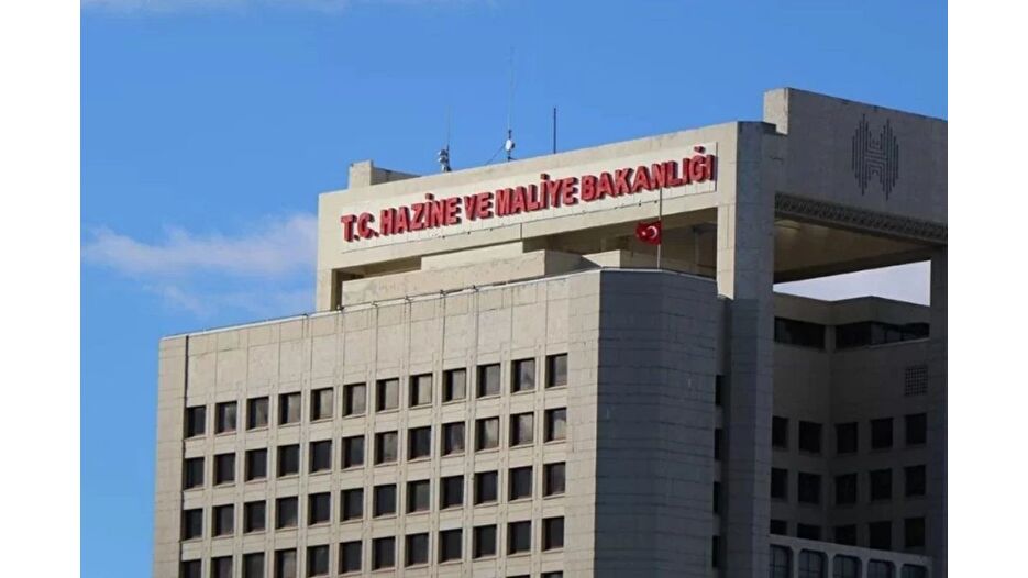 Üç ihale ile iç borç yenileniyor