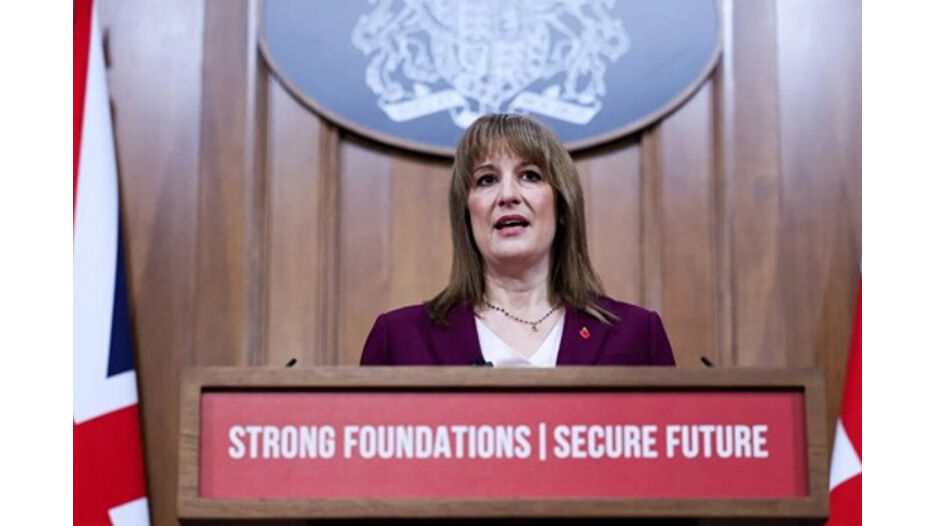 Reeves gelir vergisi artışından geri adım attı