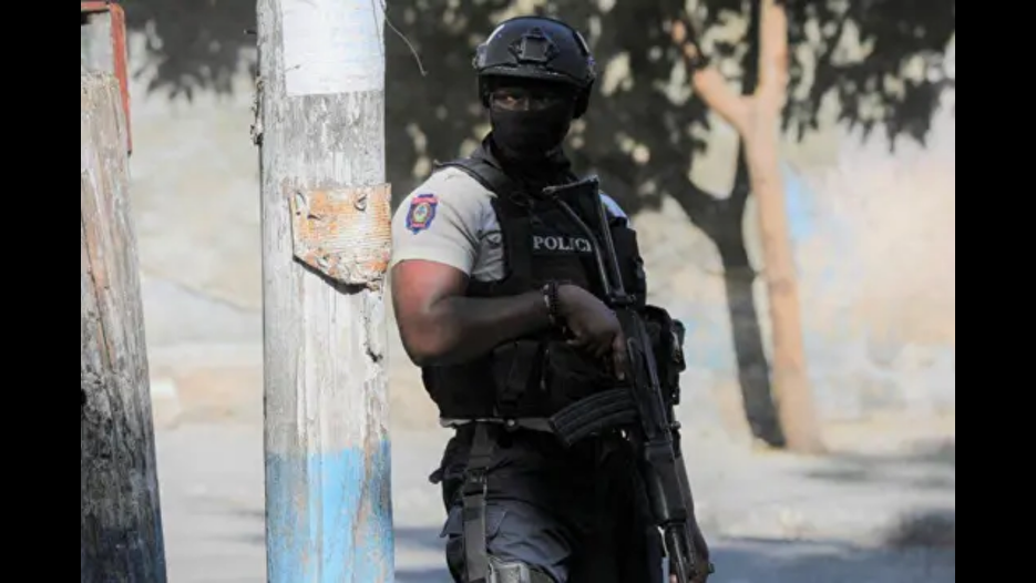 ABD deniz piyadeleri Haitili çetelerle çatıştı