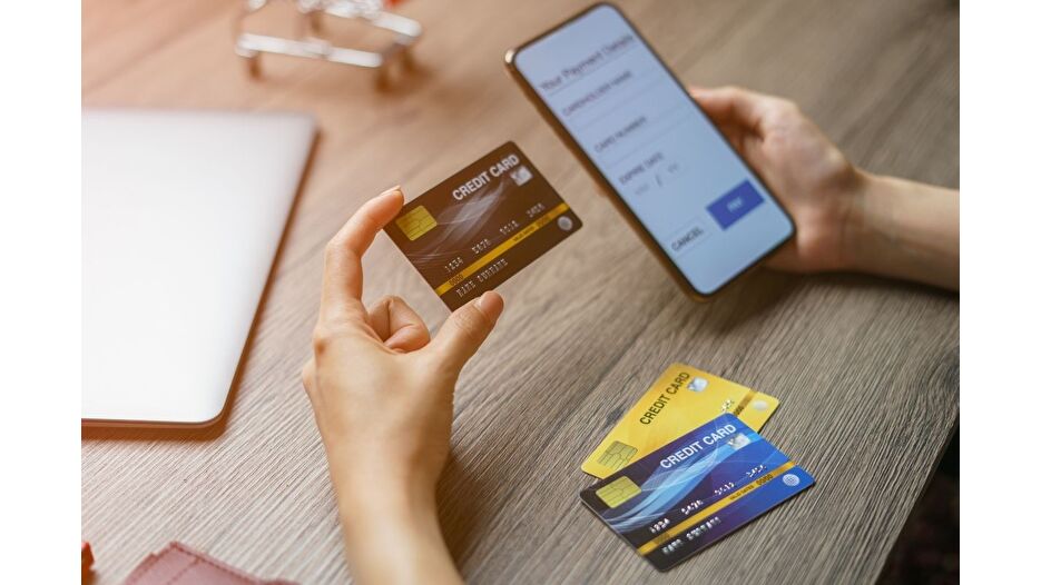 Mobil bankacılık işlemleri yüzde 44,5 yükseldi