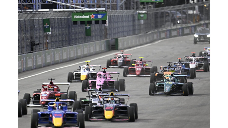 Formula 1'de Katar GP'si şampiyonu belirleyebilir