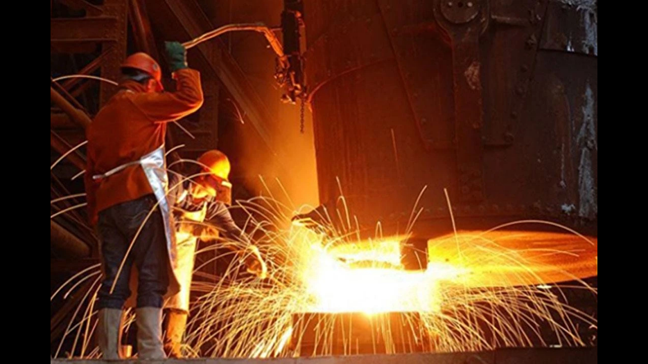 Alman sanayiciler 2025'te üretimde gerileme bekliyor