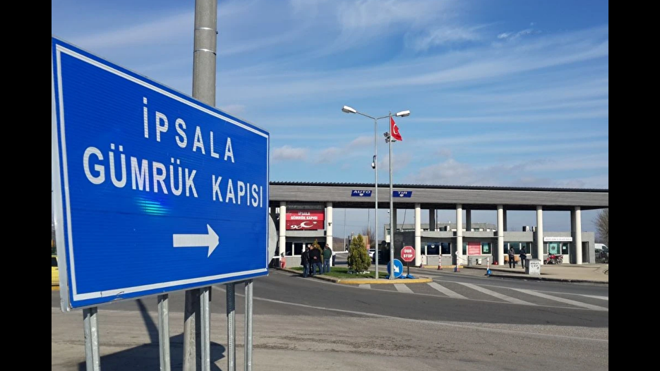 Yunanistan'daki grev sınırları kilitledi