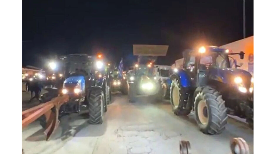 Girit'te çiftçiler havalimanını işgal etti