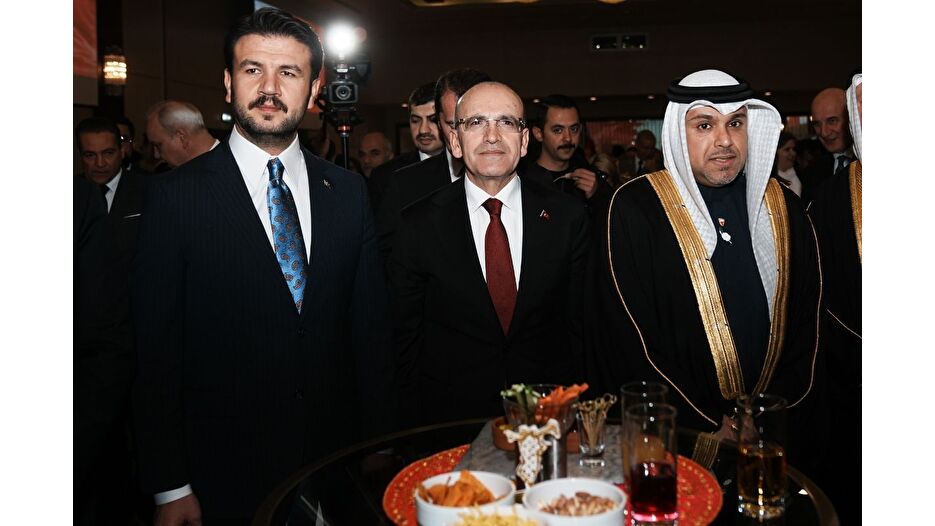 Bakan Şimşek'ten Bahreyn'e ortak proje çağrısı