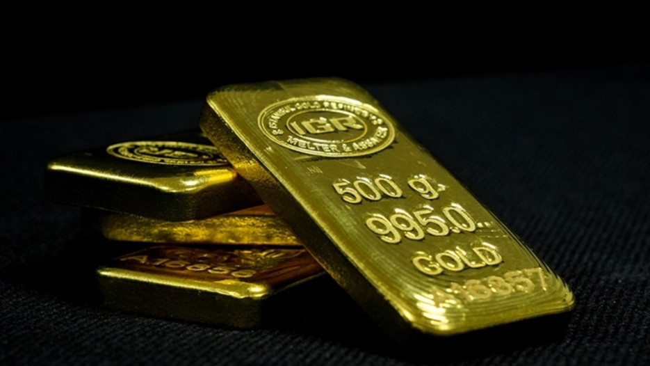 Altında düşüş sürüyor