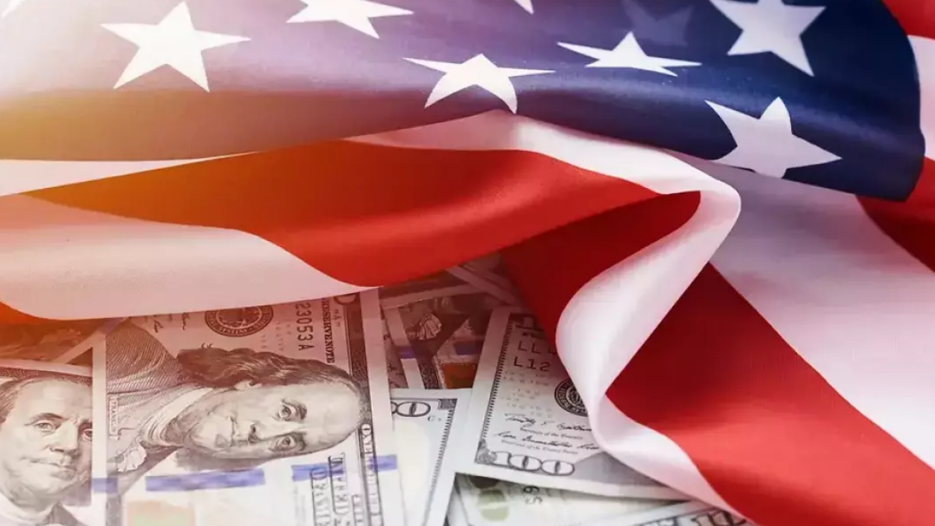 ABD'de hizmet sektörü 2023'ten bu yana ilk kez daraldı