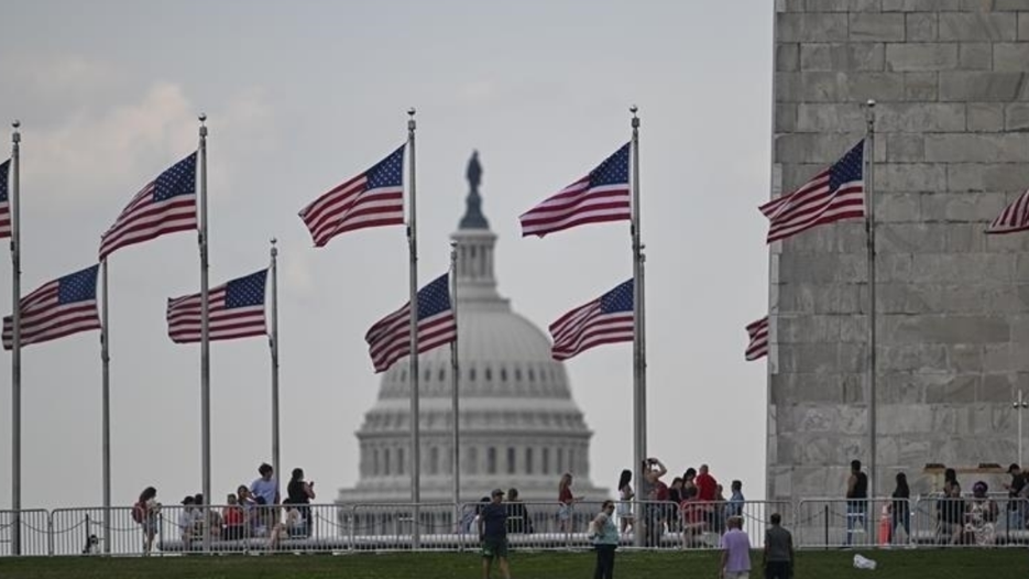 ABD'de tarım dışı istihdam Mart'ta beklentileri aştı