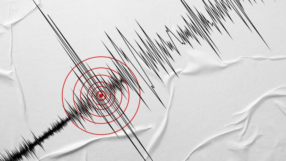 Van'da 5,2 büyüklüğünde deprem oldu