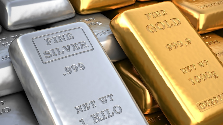 Altın ve gümüş fırladı