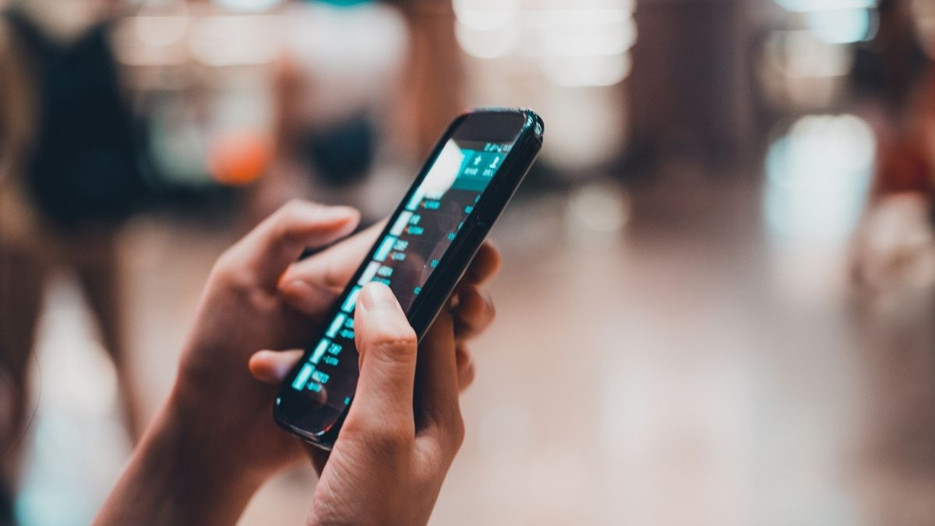 Kayıtsız telefonlar 1 Mayıs'ta kapanacak