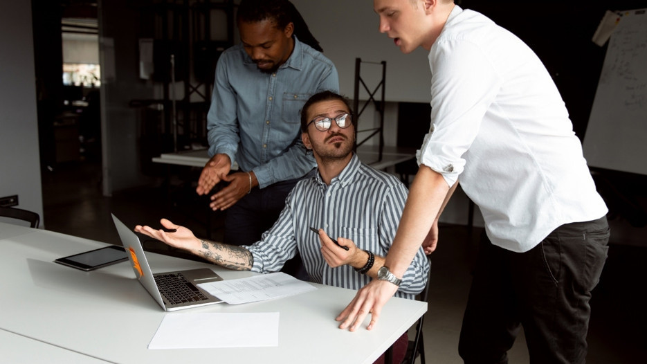 Patronların "yetenek avı" derinleşiyor