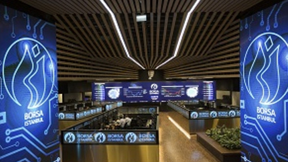 Yabancıdan bankaya satış, sanayiye alım