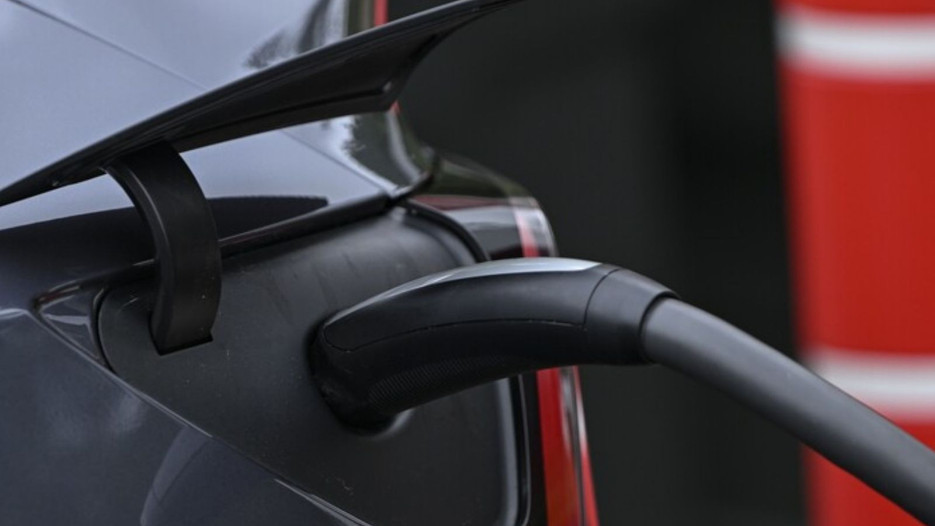 Elektrikli araç satışları nisanda yüzde 6 arttı