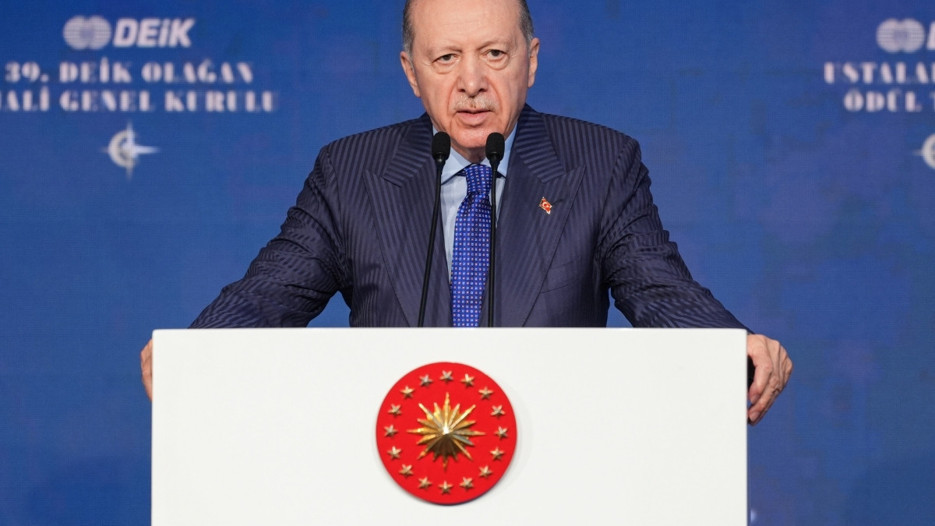 Tüm imkanlarımızla reel sektörün yanındayız