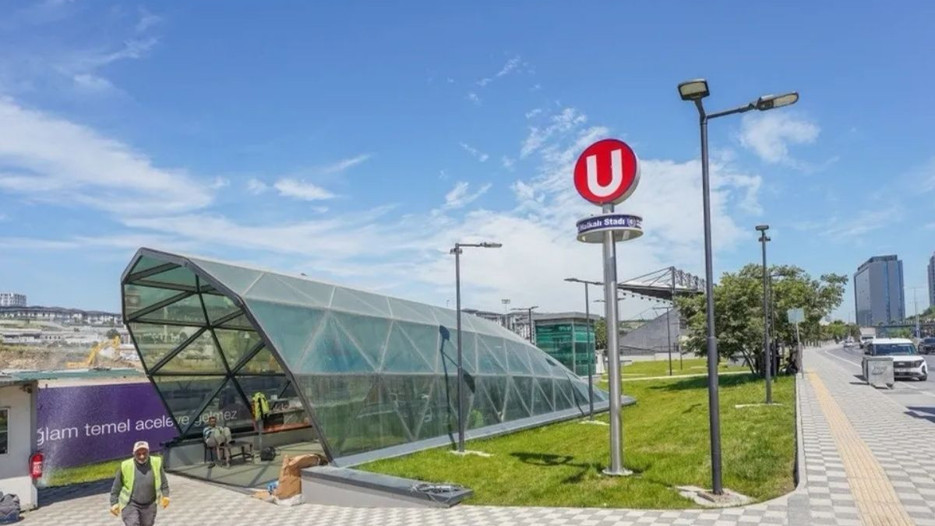 Türkiye'nin en uzun metro ringinin son halkası bitti