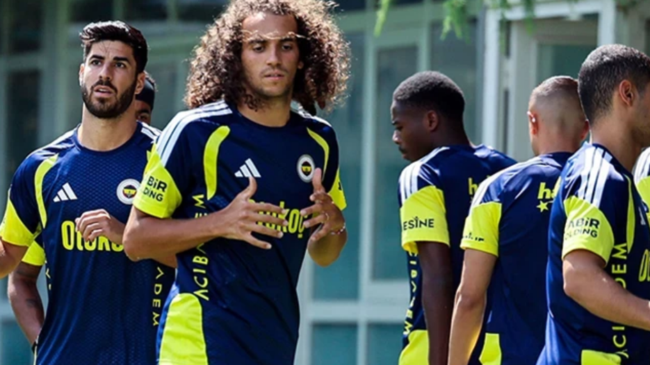 Fenerbahçe 8 ismi Avusturya kampına götürmüyor